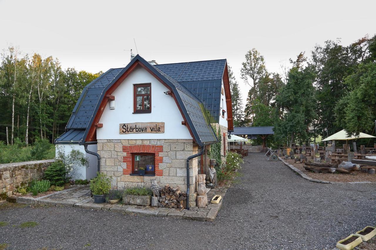 Hotel Penzion Sterbova Vila Bílá Třemešná Zewnętrze zdjęcie